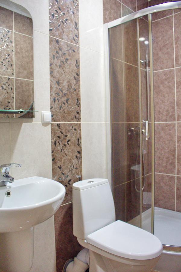 Smotrytska Vezha Hotel Kamianets-Podilskyi Ngoại thất bức ảnh