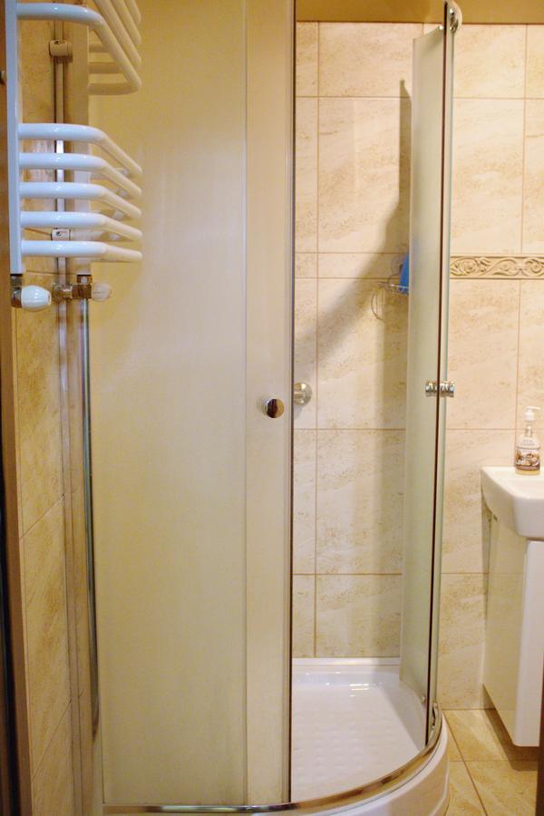 Smotrytska Vezha Hotel Kamianets-Podilskyi Ngoại thất bức ảnh
